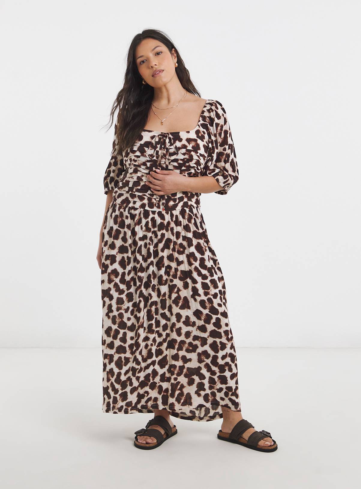 SIMPLY BE Crinkle Maxi Dress 32 - Image 1